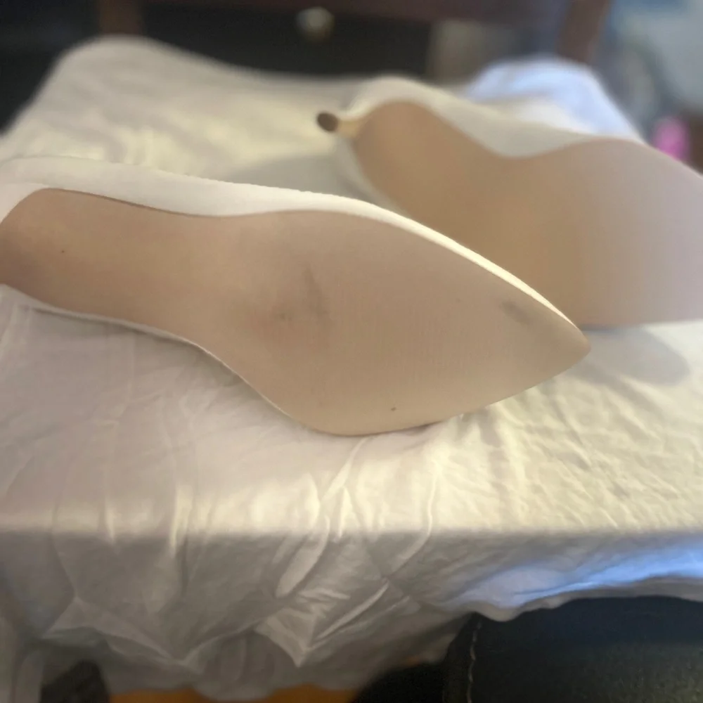Classic Women’s White Pointed-Toe High Heels